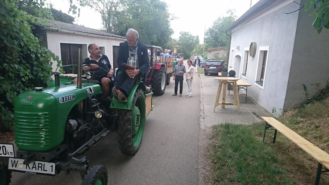 Weingut Familie Bauer Grossriedenthal Exterior foto